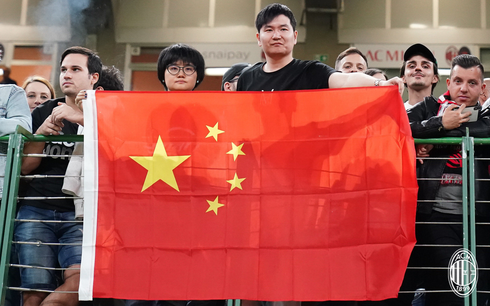 祖国生日快乐!多支欧洲球队为中国球迷送祝福 祖国生日快乐,欧洲球队为中国送祝福,70周年华诞